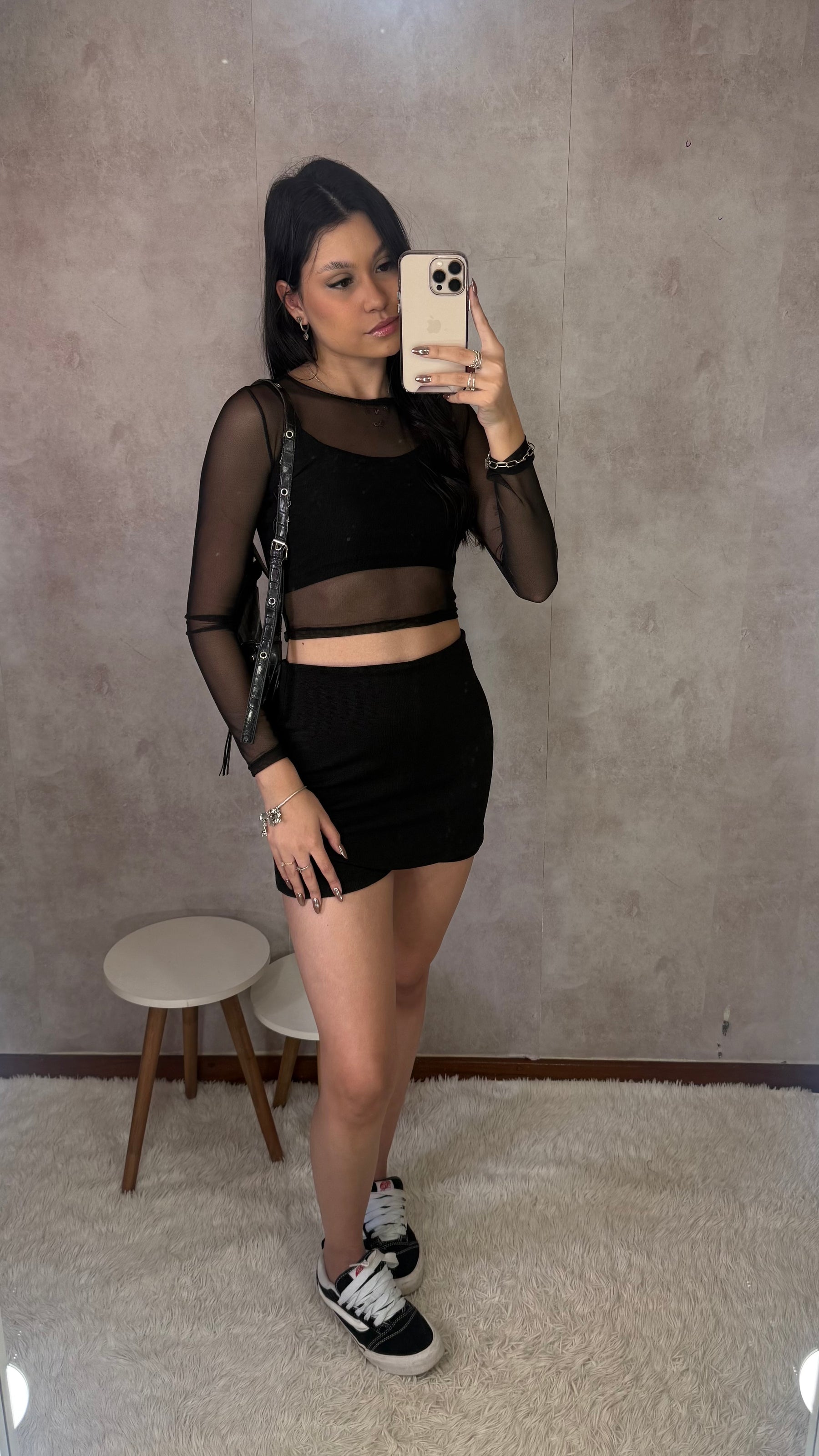 Trijunto preto P/M